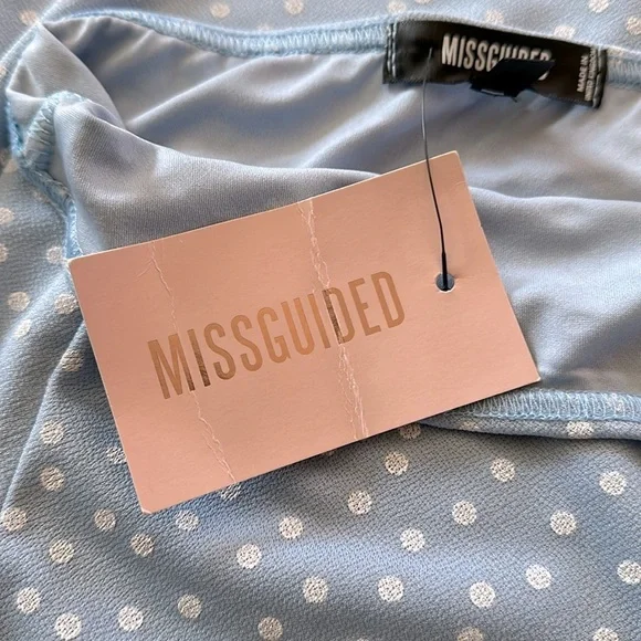 MISSGUIDED Asymmetrical Baby Blue/White Polka Dot Ruffle Hem Bandeau Mini Dress - Picture 9 of 10